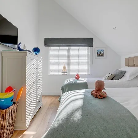 Sea Vista Apartment